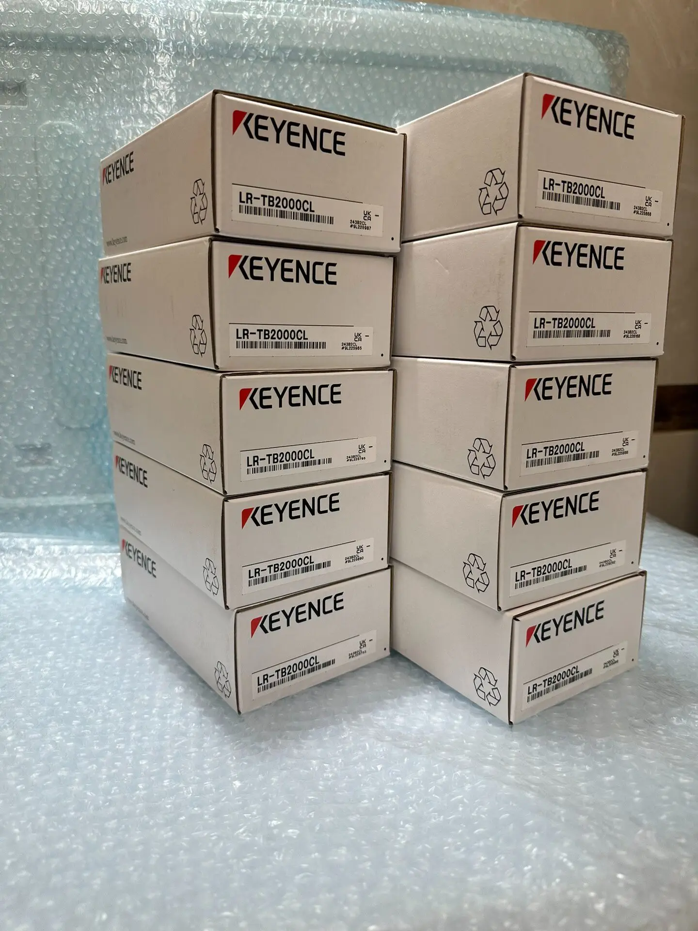 KEYENCE LR-TB2000CL new original imported sensor