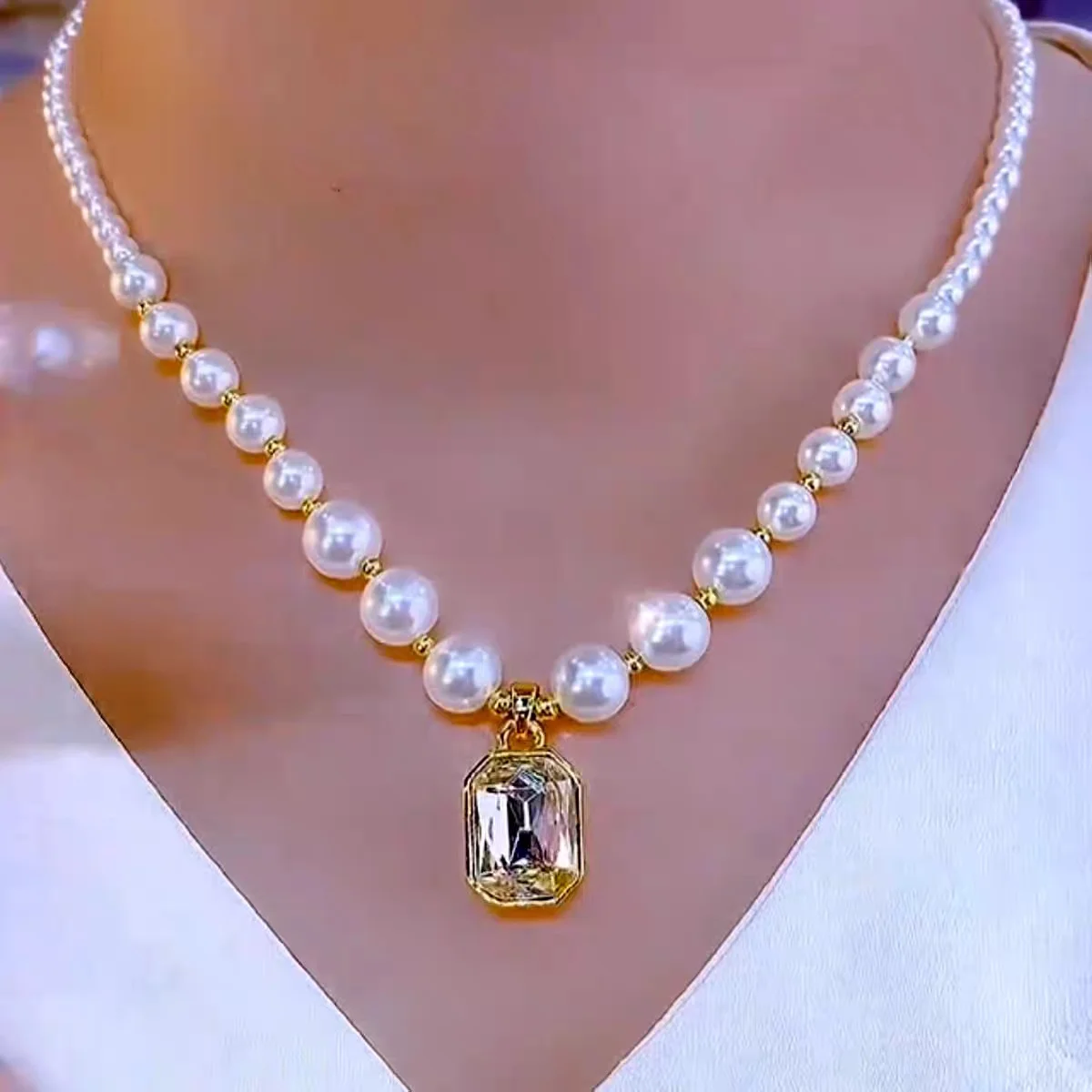 Luxurious Purple Pearl Zircon Crystal Necklace Simple Elegant Fashion French Style Sweater Versatile Light Luxury Clavicle Lockb