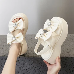 Fashionable Thick-soled Women's Height Increasing Shoes Summer Versatile and Comfortable Beach Sandals and Slippers New Style