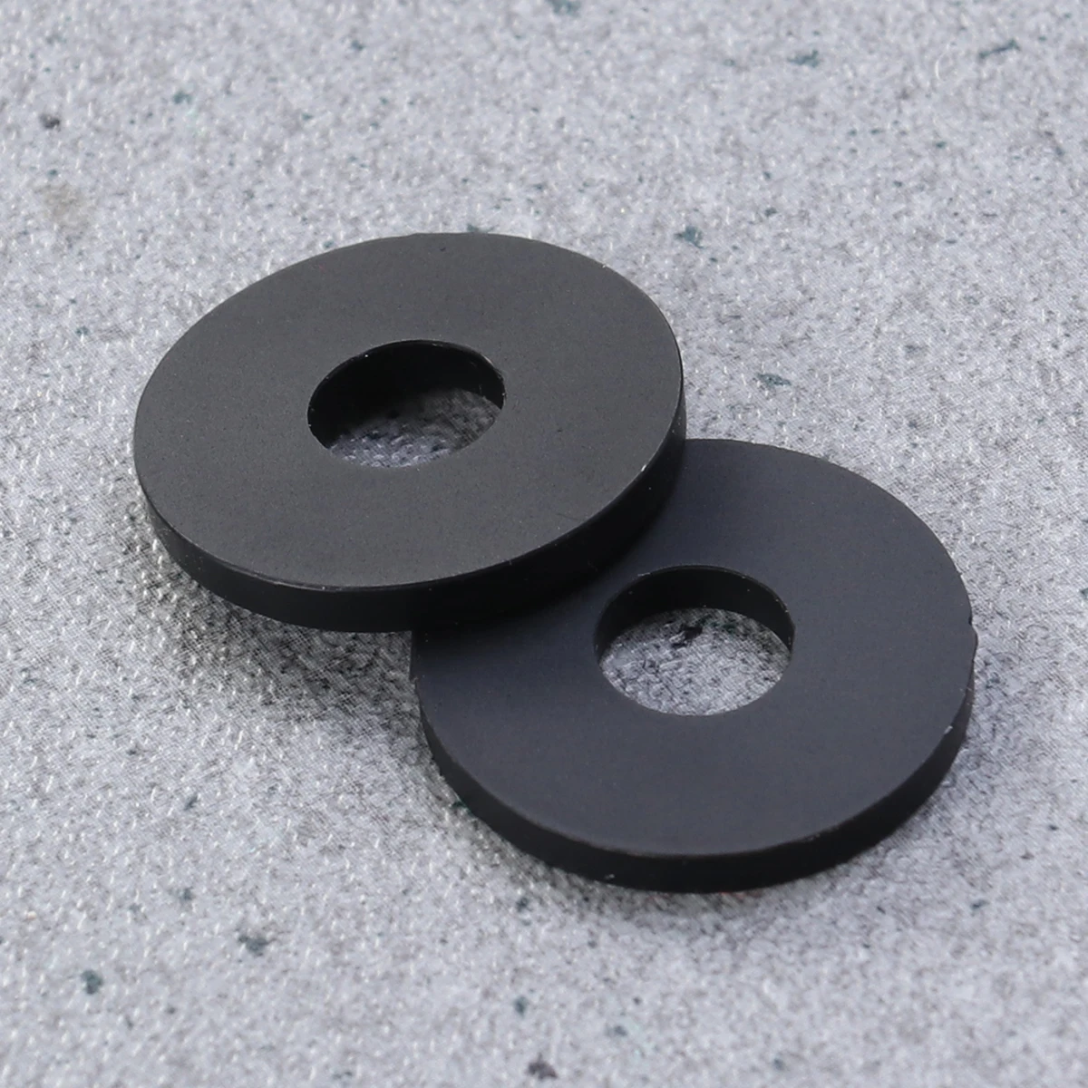 

2pcs Guitar Strap Locks Black Silicone Rubber Non-Slip Durable Easy Install Bass Electric Guitar Accessories Back Strap