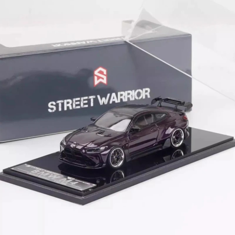

SW 1:64 Масштаб G82 M4 ADRO Широкий корпус из сплава Модель автомобиля Статическая коллекция Украшенные праздничные подарки Игрушки Сувенирный подарок