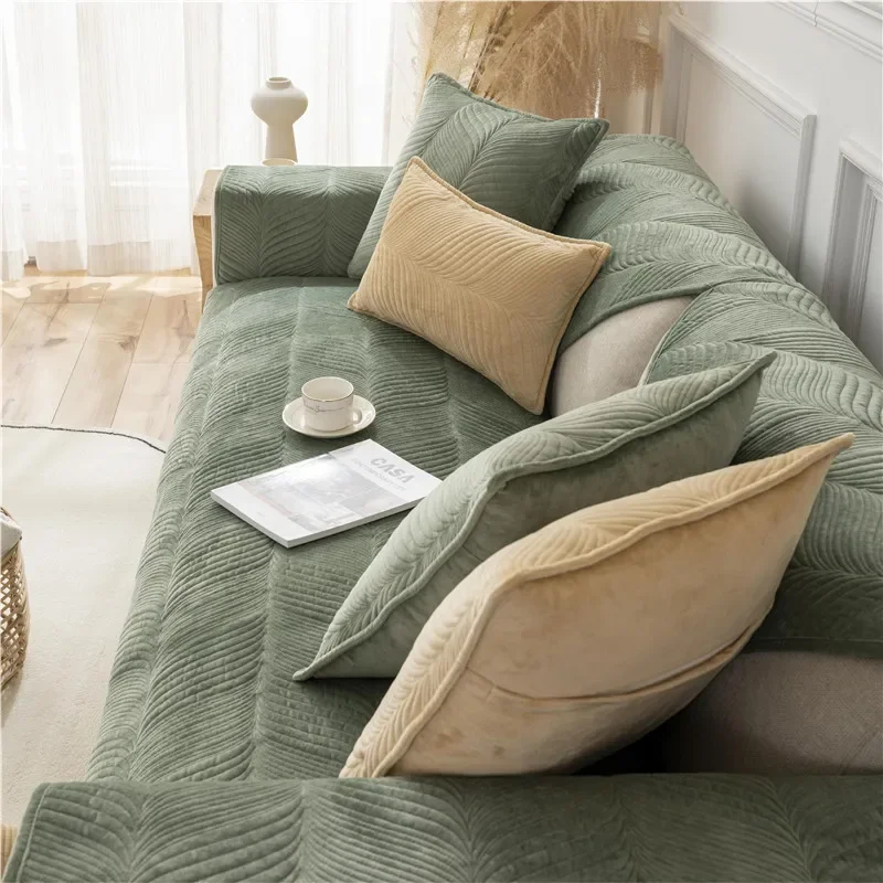 Non-slip Sofa Cover Thicken Velvet Sofa Cushion Towel for Living Room Furniture Protector Solid Slipcovers Couch Covers