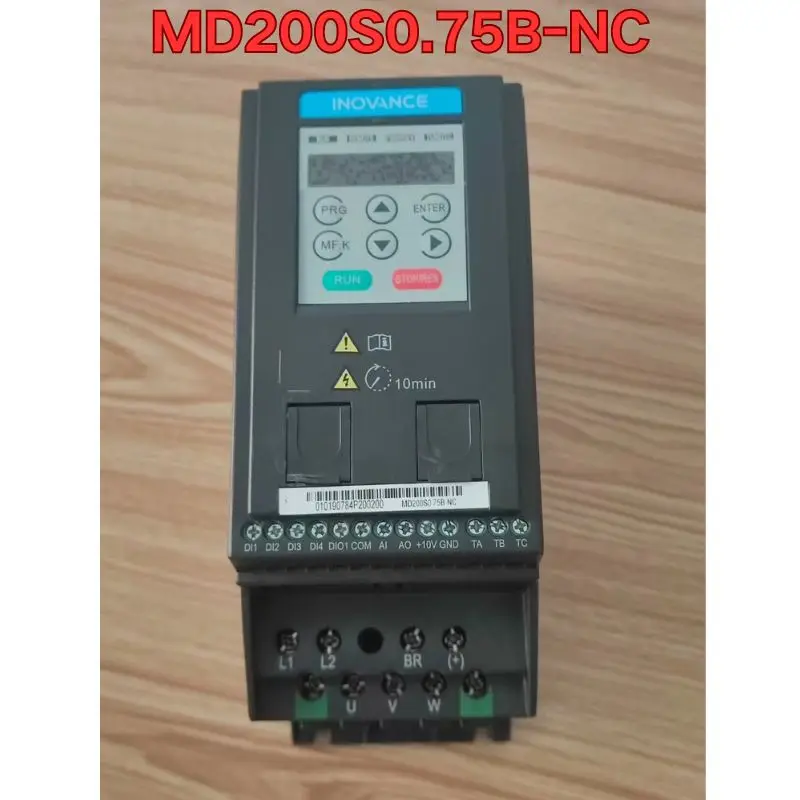 

Second-hand inverter MD200S0.75B-NC function test is normal