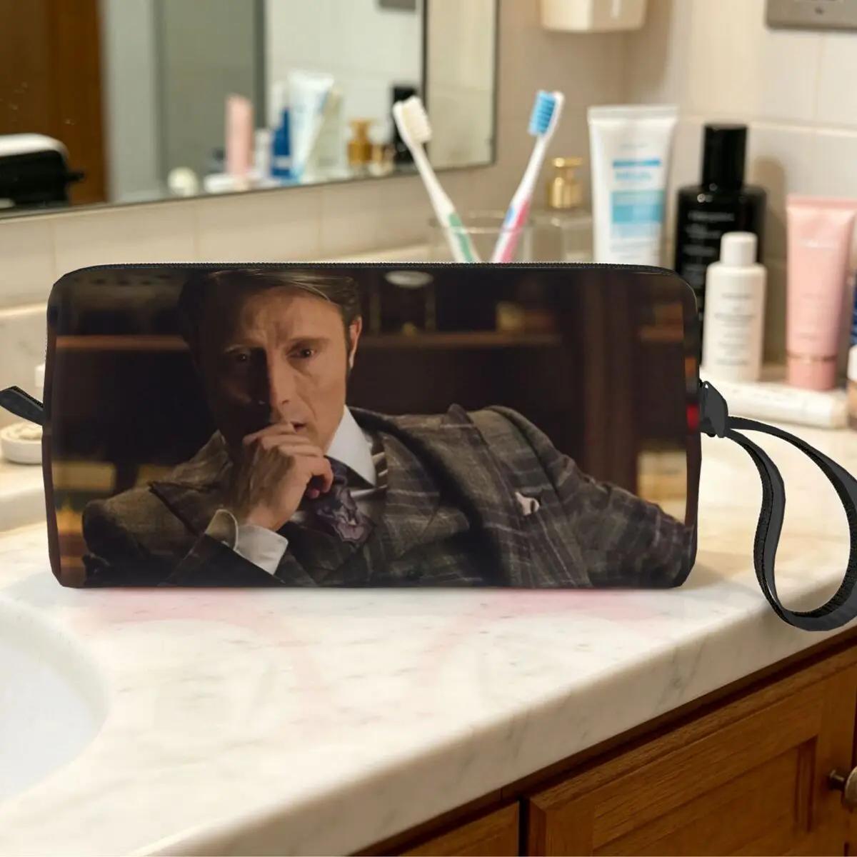 Mads Mikkelsen Hannibal Lecter (Hannibal TV) Makeup Bag Cosmetic Organizer Storage Dopp Kit for Women Beauty Travel Pencil Case