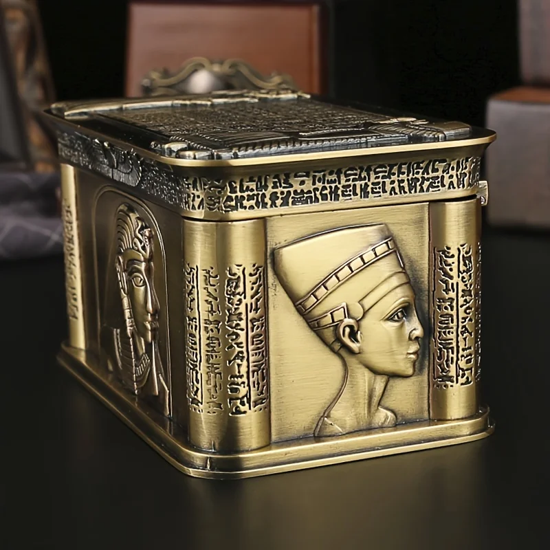 1pc Retro Style Treasure Chest, Creative Metal Mini Jewelry Box