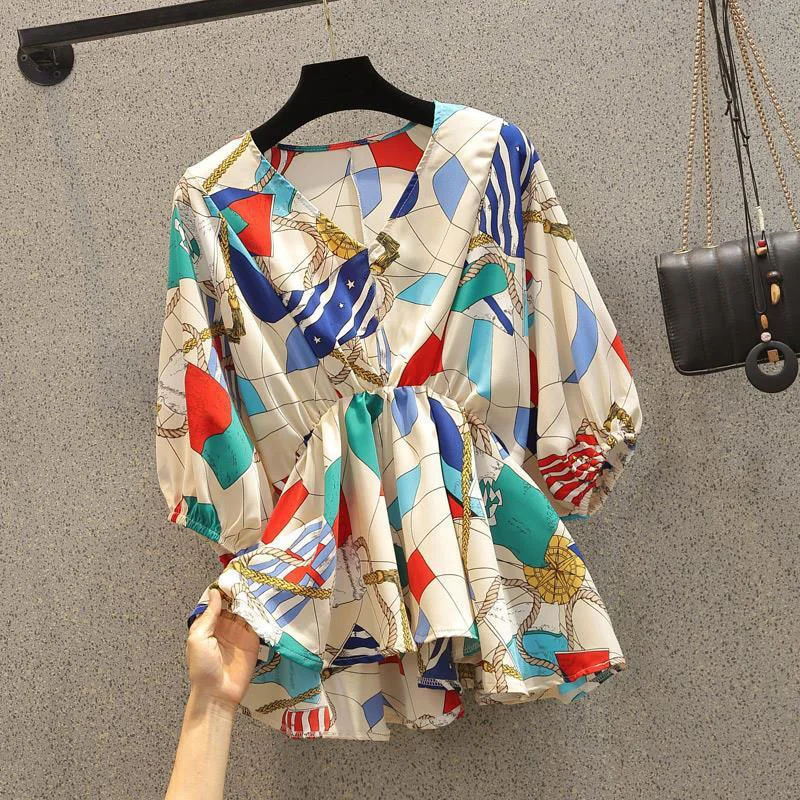 

Women's V-neck Tops 2023 Summer New Female Fashion Loose Large Size Chiffon Shirt Fat Sister Covering The Belly Top 4XL