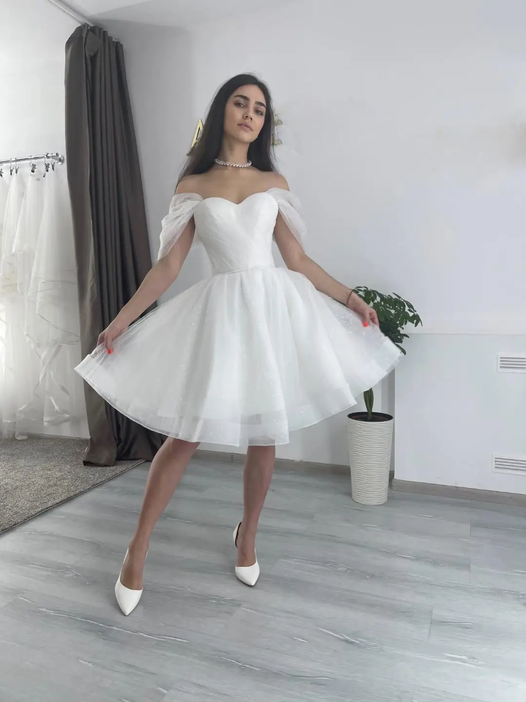 Tulle Prom Homecoming Dress Simple Wedding Party Dress Off Shoulder Short Wedding Gowns Puffy Sleeves Wedding Dresses for Bride