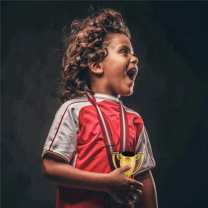 

【BABY】60PCS Mini Plastic Gold Cups Trophies For Party Children Early Learning Prizes Children's Holiday Trophy Reward