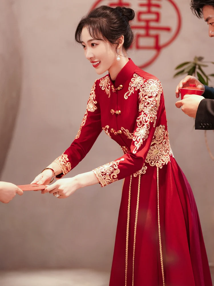 

Женское красное длинное платье-ципао с рукавами, для свадьбы, помолвки, вечеринки, повседневное, А-силуэт, новая версия 2026 года