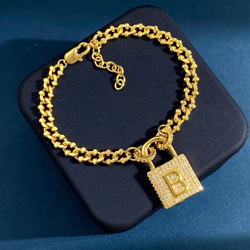 Niche Brand Fashion Lock Pendant StyleThick Chain Bracelet For Women Gold Color Zirconia Sets Jewelry