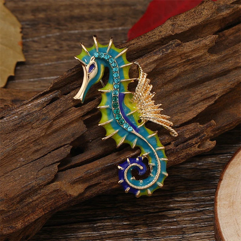 Vintage Enamel Rhinestone Seahorse Brooch Pins for Women Man Colorful Animal Casual Party Office Brooches Jewelry Gifts