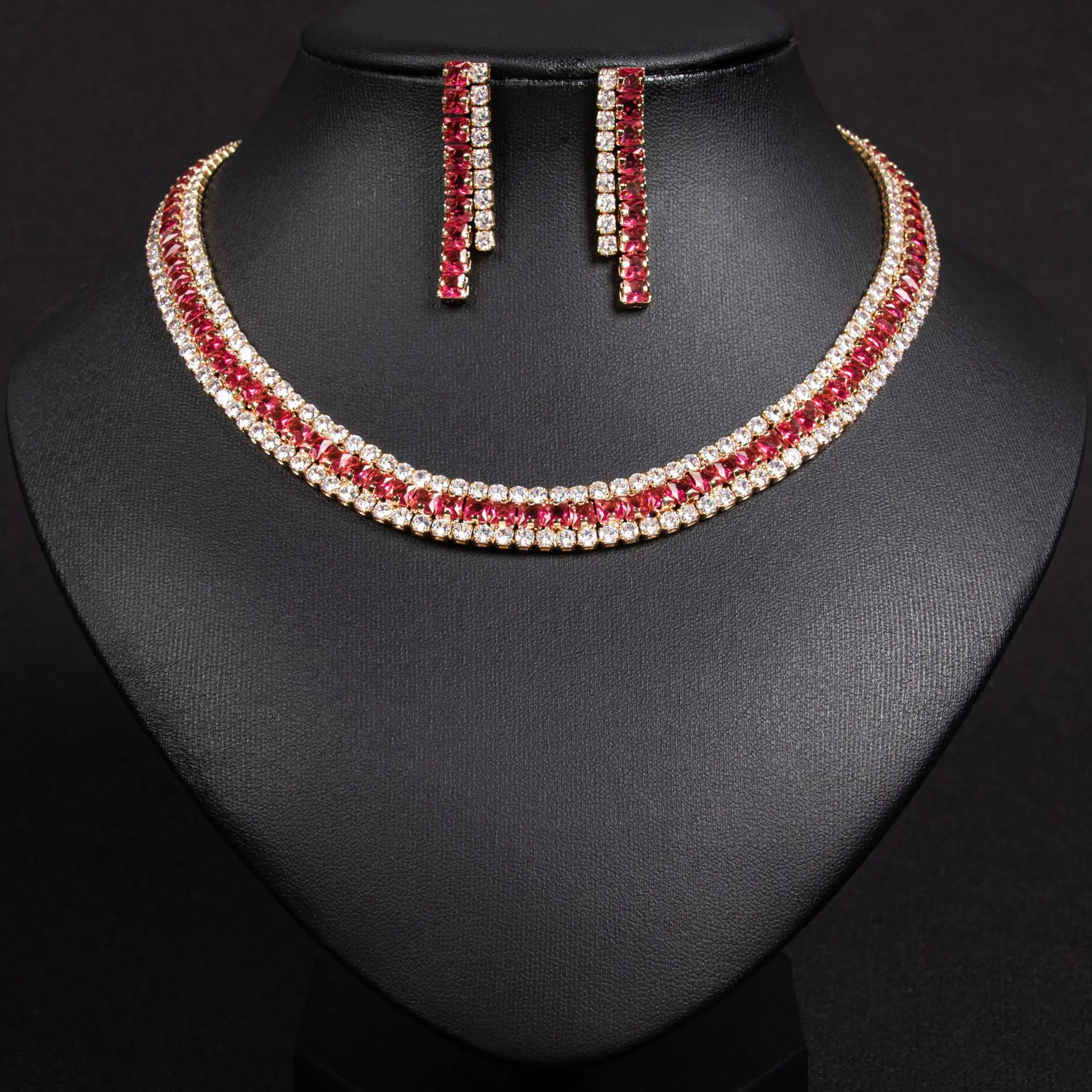 

Female Luxury Wedding Banquet Zircon Hip Hop Necklace Earrings Set