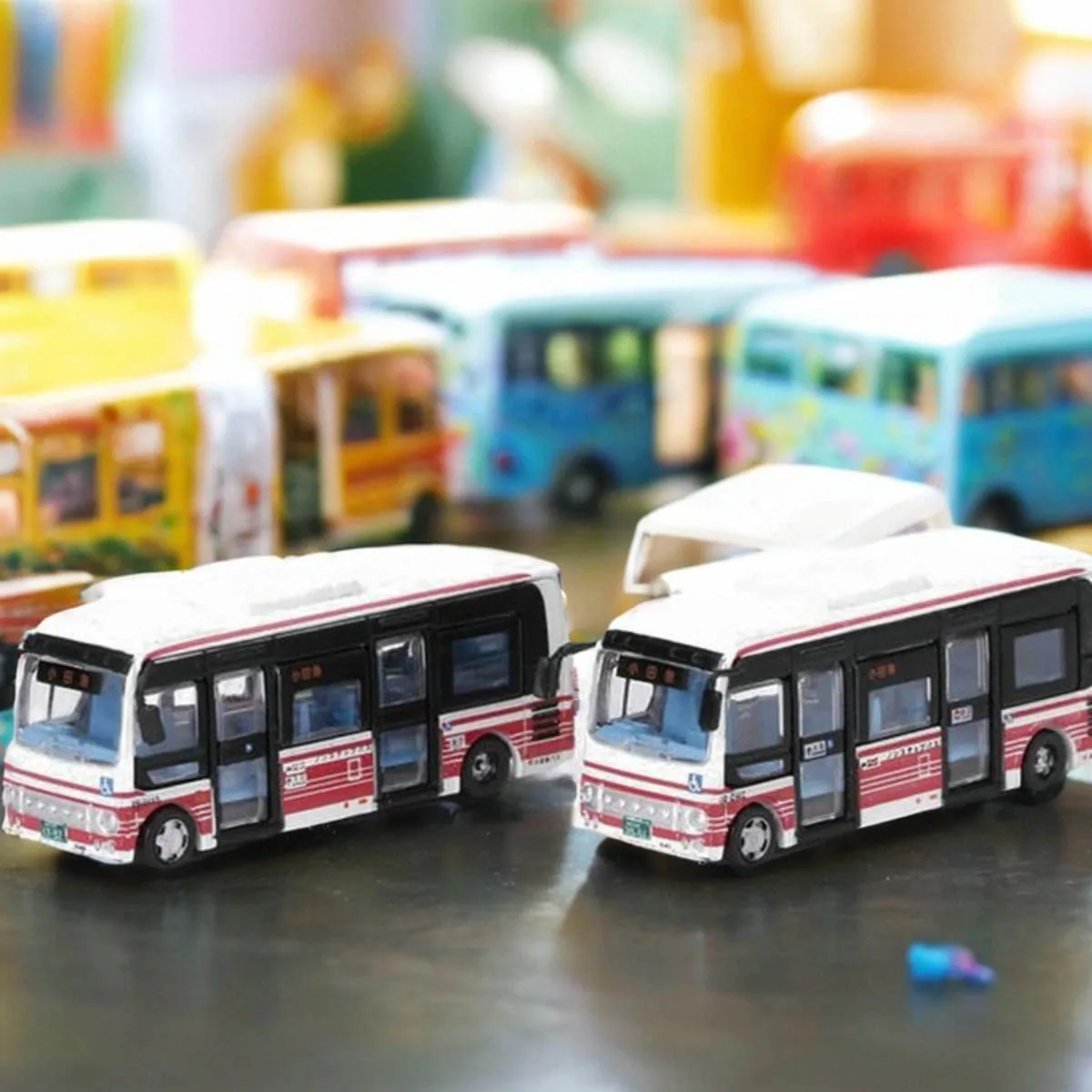 KATO Bus Model N Type 1/160 23-540D Odakyu Minibus Two Sets