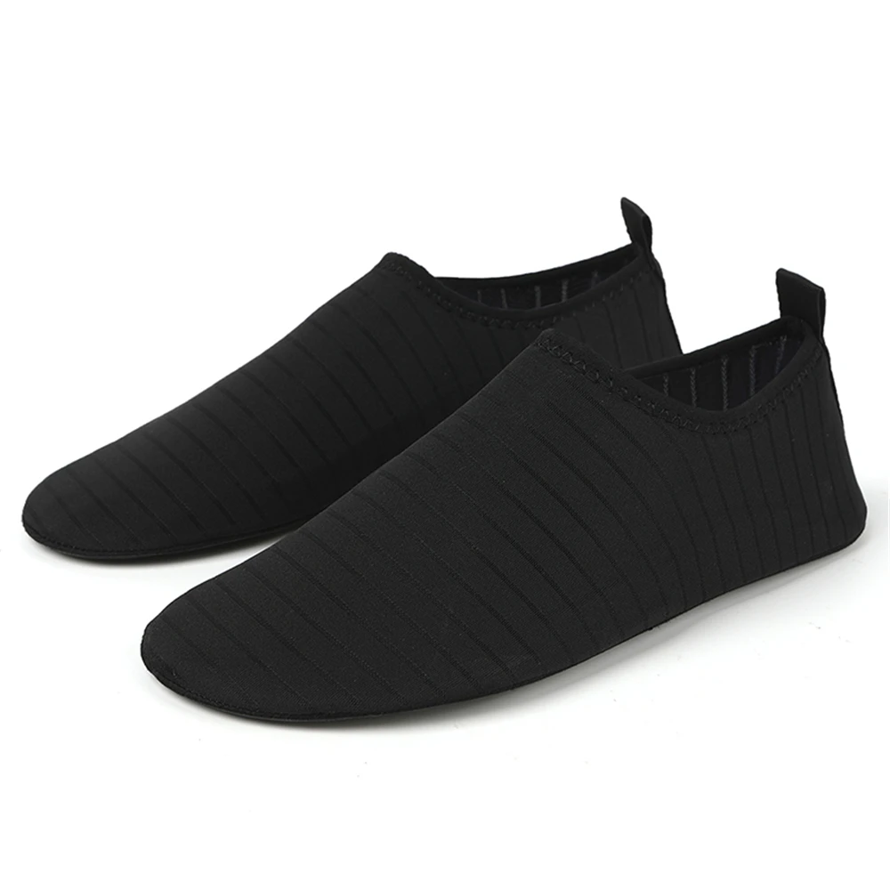 Water Shoes — size and design detail 2