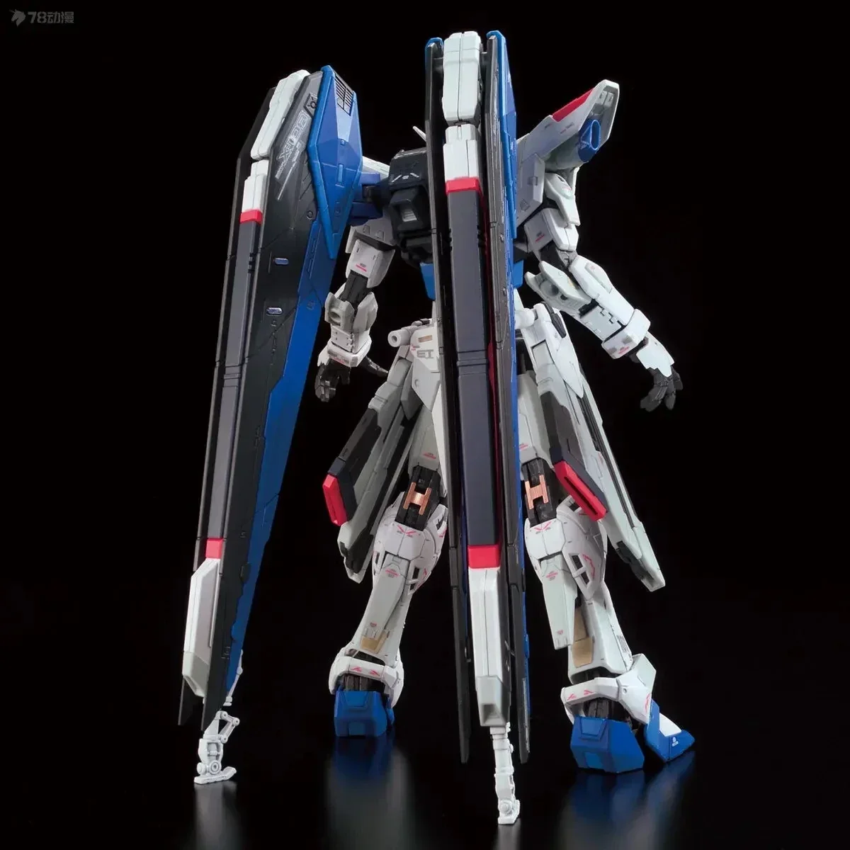Bandai Anime modelo Original RG Base limitada 1/144 ZGMF-X10A Freedom Gundam Ver.GCP juguetes figuras de acción regalos coleccionables