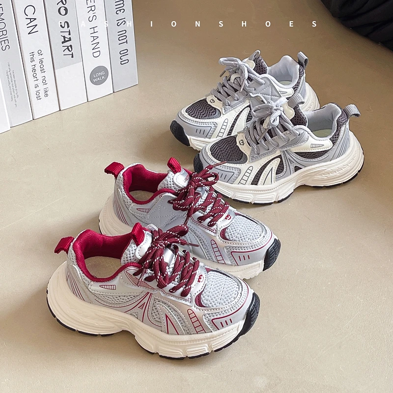 

Children's Casual Shoes with Height-increasing Soft Combined with Mesh Surface Breathable Laces Spring and Summer Sports Shoes