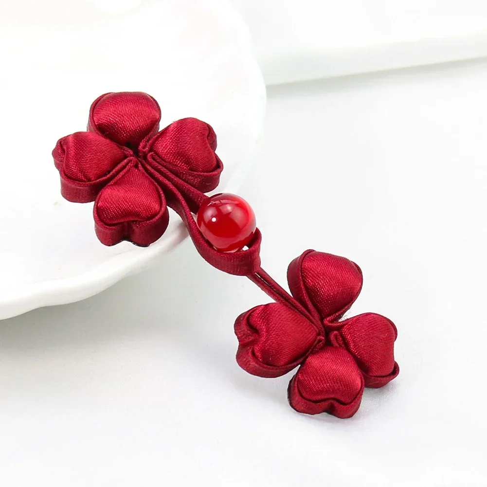 Chinese Cheongsam Jade Buckle Four-leaf Clover Button Traditional Hanfu Accessories Handmade Red Clothing Decor Jewelry Supplies