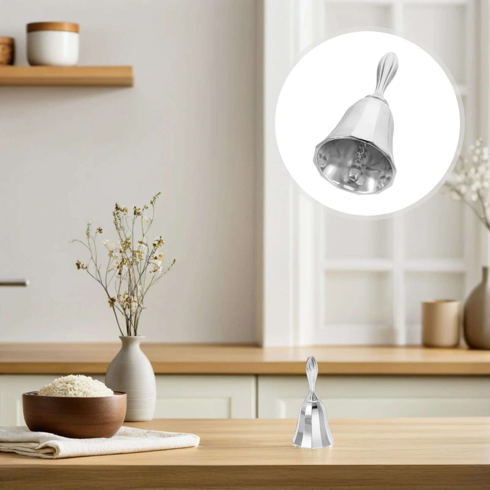 

Clear Sound European Style Metal Hand Bell for Restaurant Bar Service Call Tool Vintage Decorative Table Top Bell