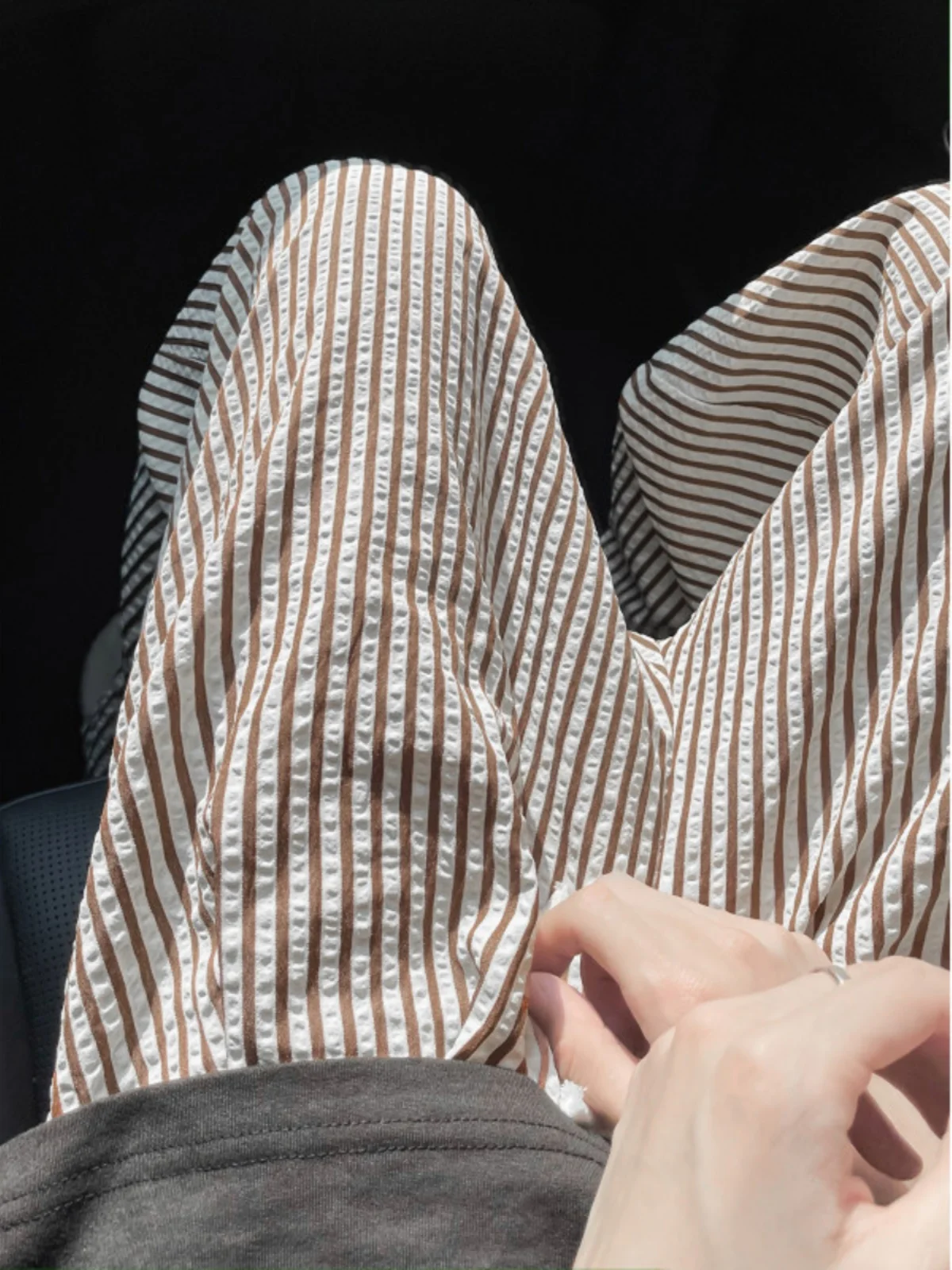 

Men's Casual Striped Ice Silk Thin Qui Dry Breathable Wide Leg Pants Drapey Straight Loose Feel Sun Protection Summer Trousers