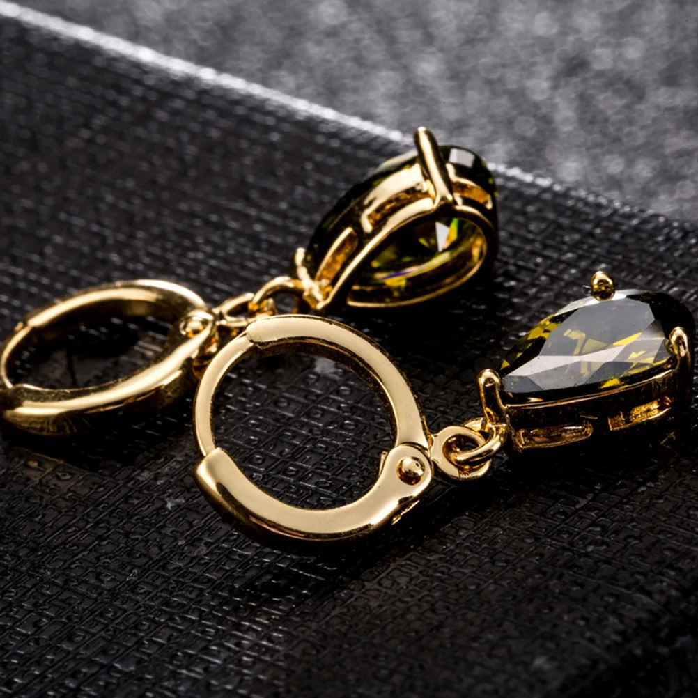 

A Pair of Simple Zircon Earrings Exquisite Fashion Ear Eardrop for Women and Ladies - ER0460 (Olive Green)