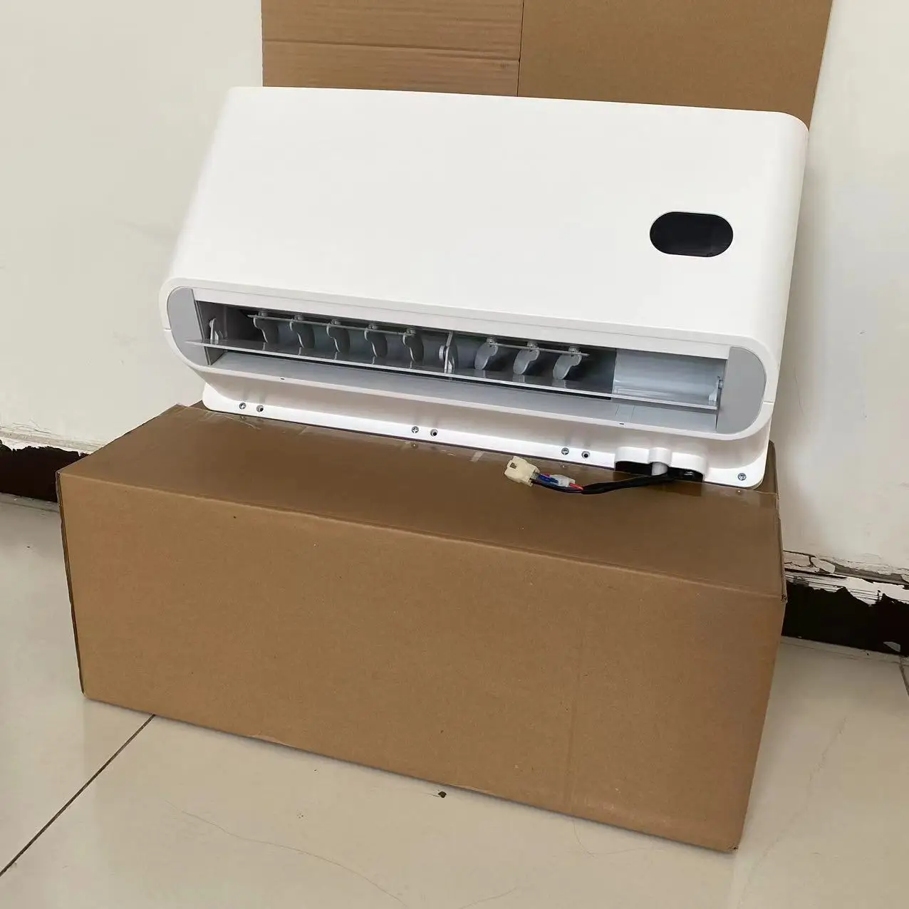 High Quality 12V 24V Automotive Air Conditioning Systems Factory-Priced Truck Air Conditioner