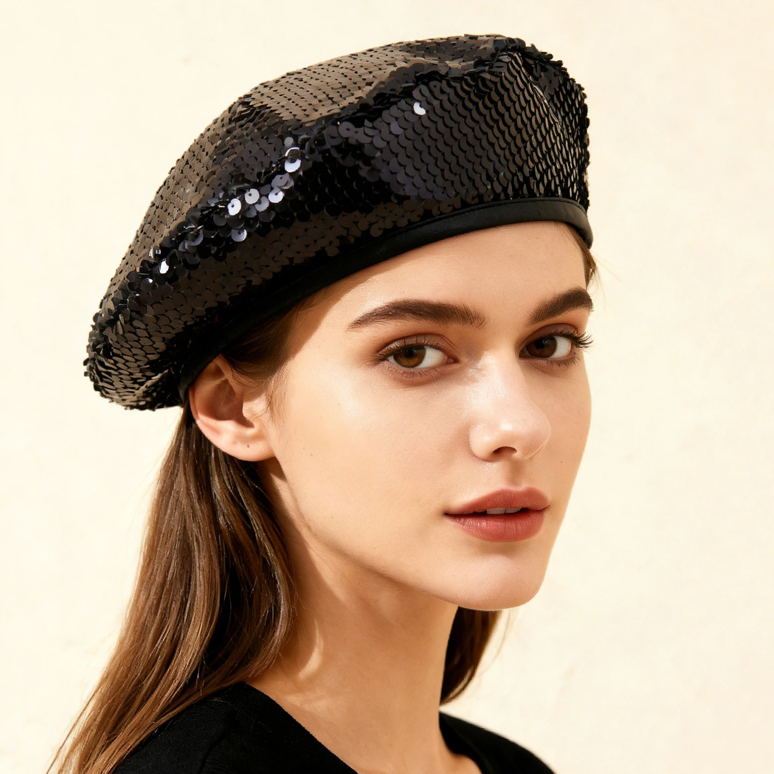 Elegant Sequined Beret Hat for Women, Trendy Outdoor Travel Accessory, Versatile Painter Cap for Photography & Casual Wear