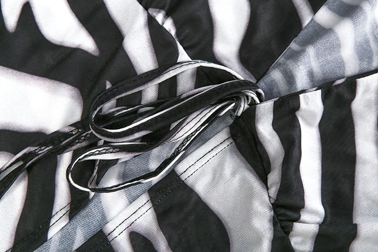 Weird Puss Stripe Patchwork 2-teiliges Set für Damen, Oberteil mit Schnürung, offenem Kragen, langen Ärmeln und Oversize-Schnitt + lange Hose mit Kordelzug – Detail 7