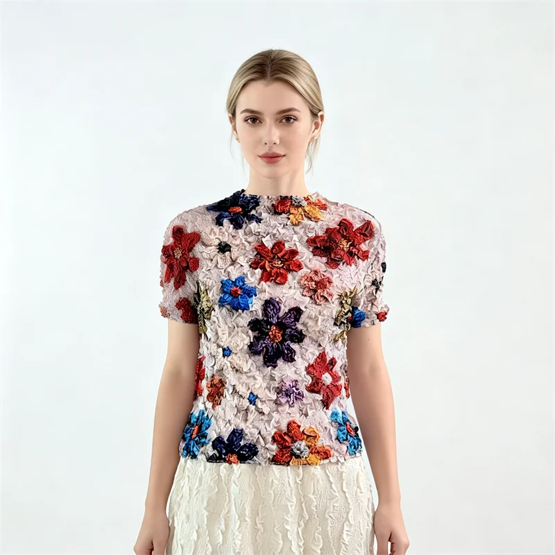 

Miyake Pleated Women's Casual Tops 2026 New Japanese Design 3D Three-dimensional Embroidered Short-sleeved Pullover
