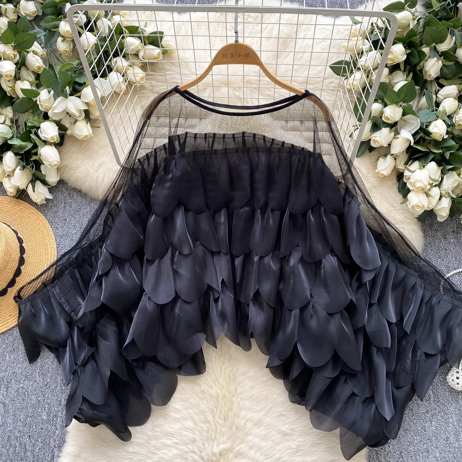 

Women's Summer Ruffled Mesh Patchwork Design Causal Elegant Ladies' Top