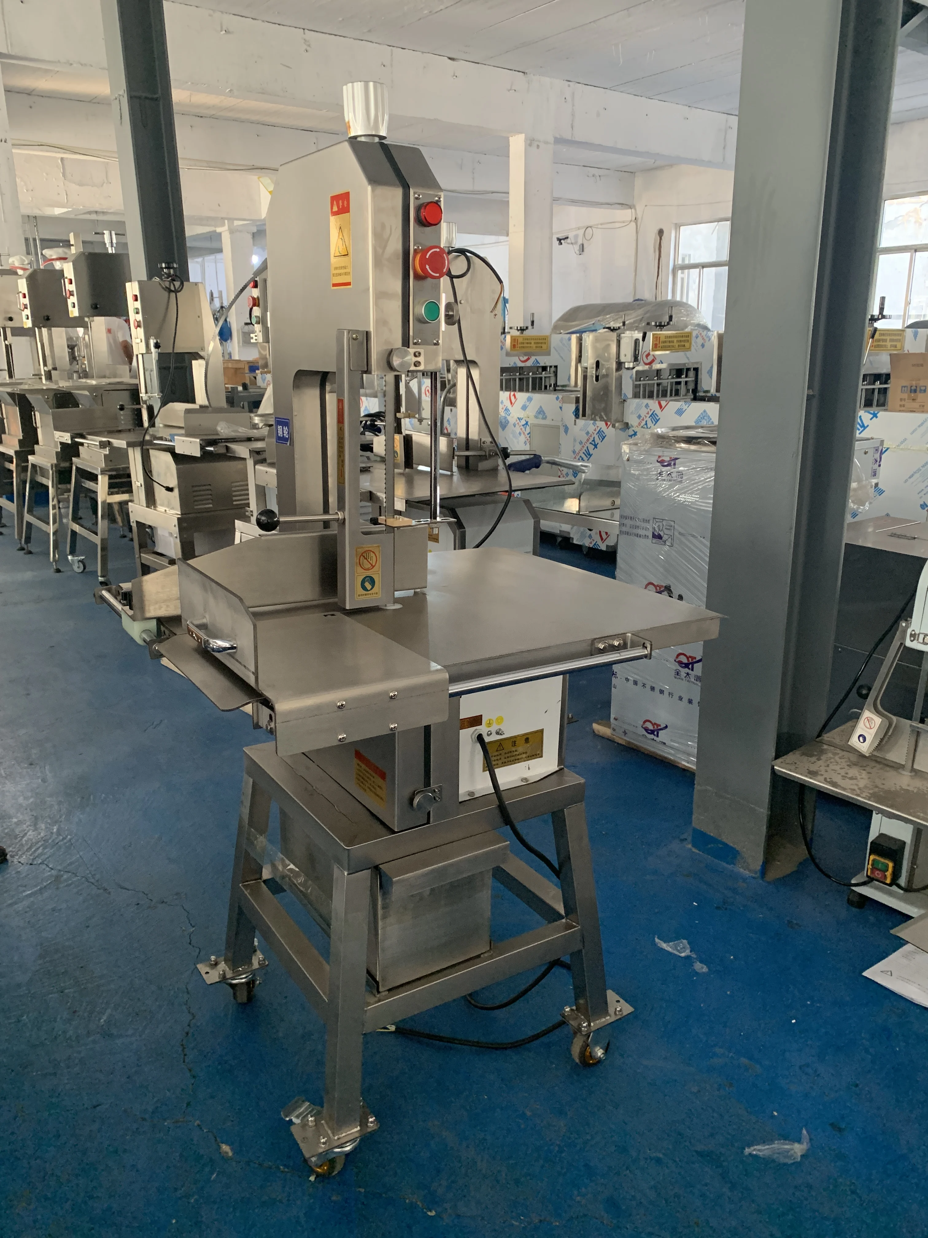 Heißer Verkauf Heavy Duty Fleisch Knochen Würfel Schneiden Maschine Fleisch Cutter Knochen Säge Maschine