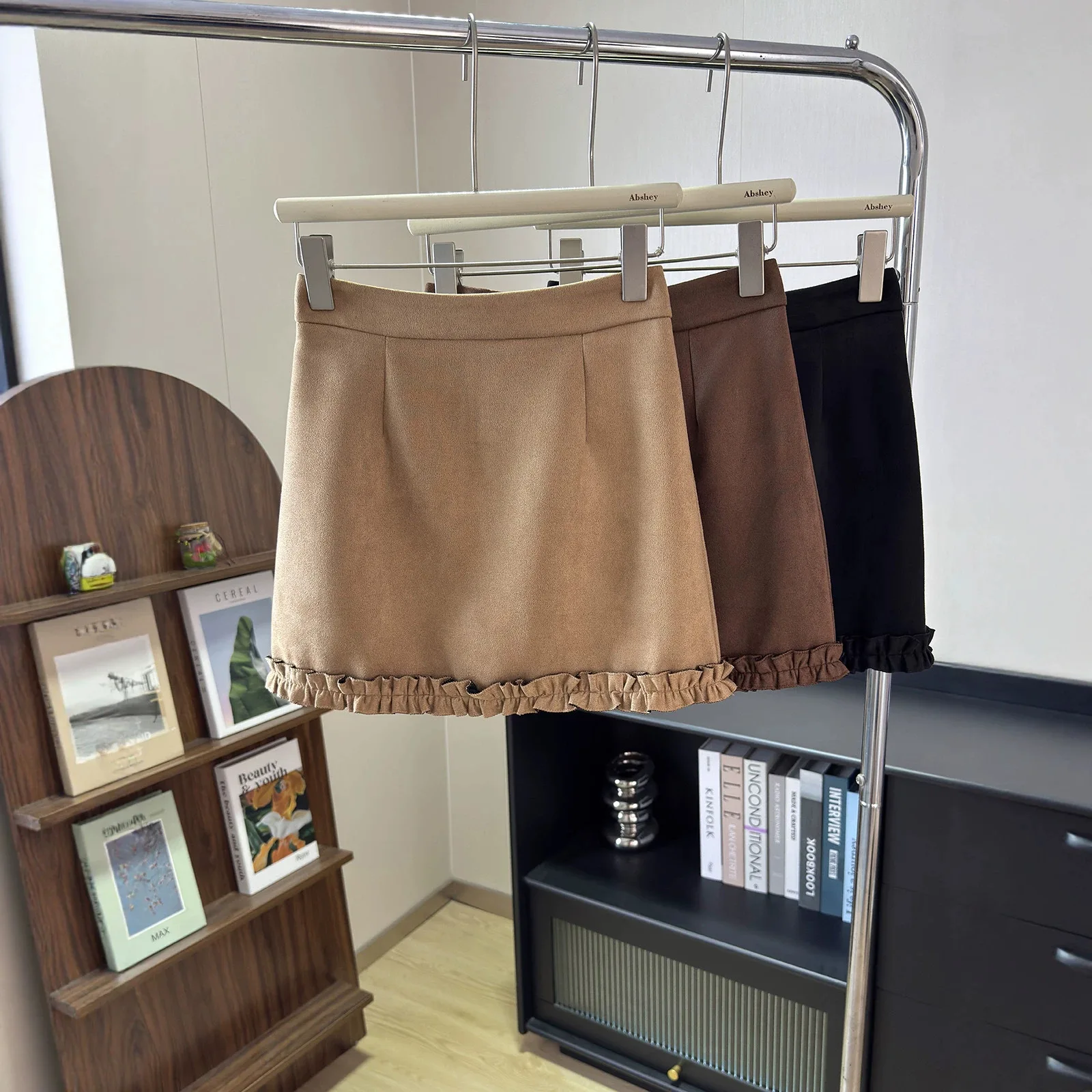 Sweet Fungus Edge Splicing Suede Hip Skirt Women High Waist Skort A-word Skirt