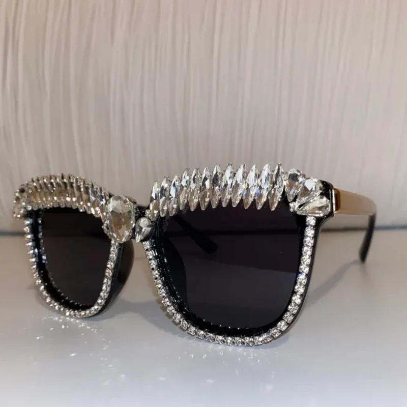 

2022 Brand Luxury Square Sunglasses Women Diamond Crystal Rhinestone Sun Glasses Shades Cateye Oculos De Sol Gafas Feminino