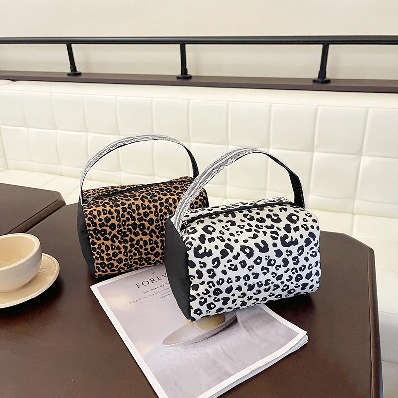 

Trendy Lace Leopard Print Handheld Makeup Pouch Cosmetic Bag Large Capacity Travel Portable Women Storage Bag Toiletry Bag Gifts