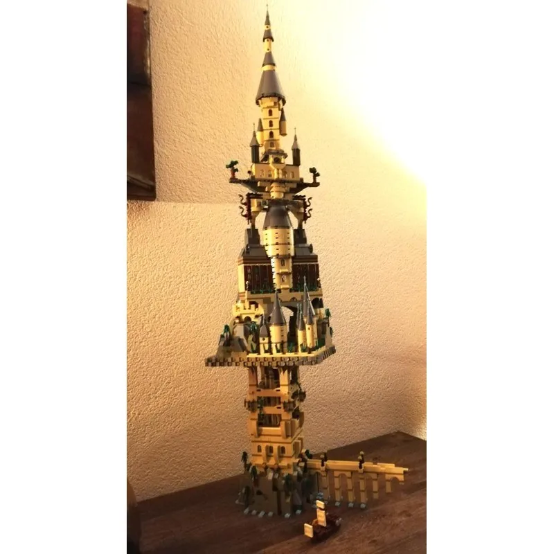Moc Mattoni da costruzione Torri rotanti modulari - Modello alternativo di 71043 Blocchi tecnologici Regali di costruzione di giocattoli fai da te di Natale