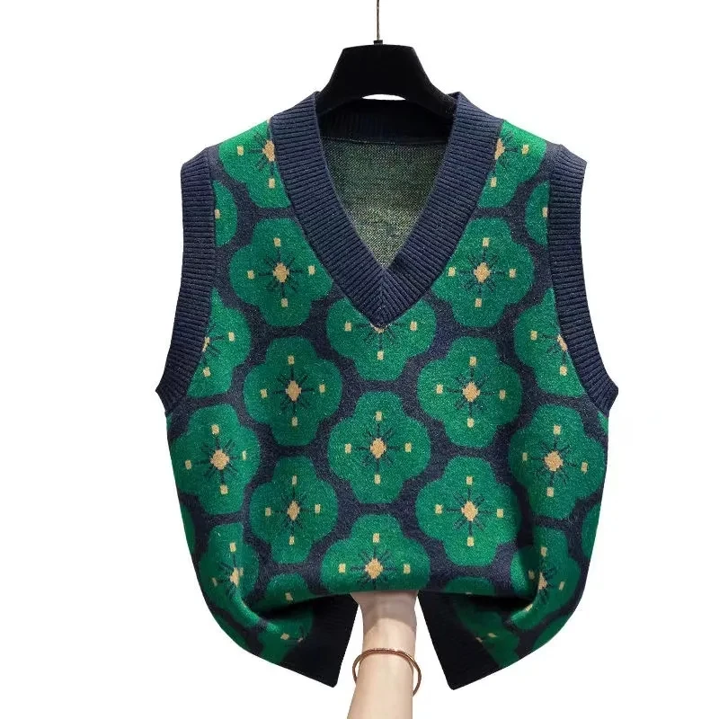 

Autumn Winter Vintage Elegant Jacquard Weave Chic Women V Neck Sleeveless Knitted Sweater Vest for Casual Pullovers Top Female