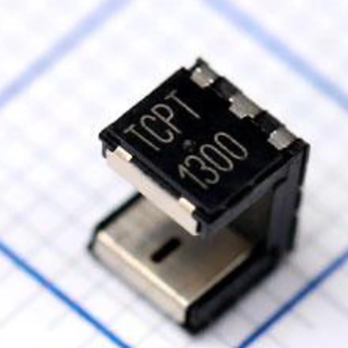 TCPT1300 NEW Original 950nm 25mA 3MM 3mm Gap Transmissive Optical Sensor SMT SENSOR OPT SLOT PHOTOTRANS 6SMD SMD-6P TCPT1300X01