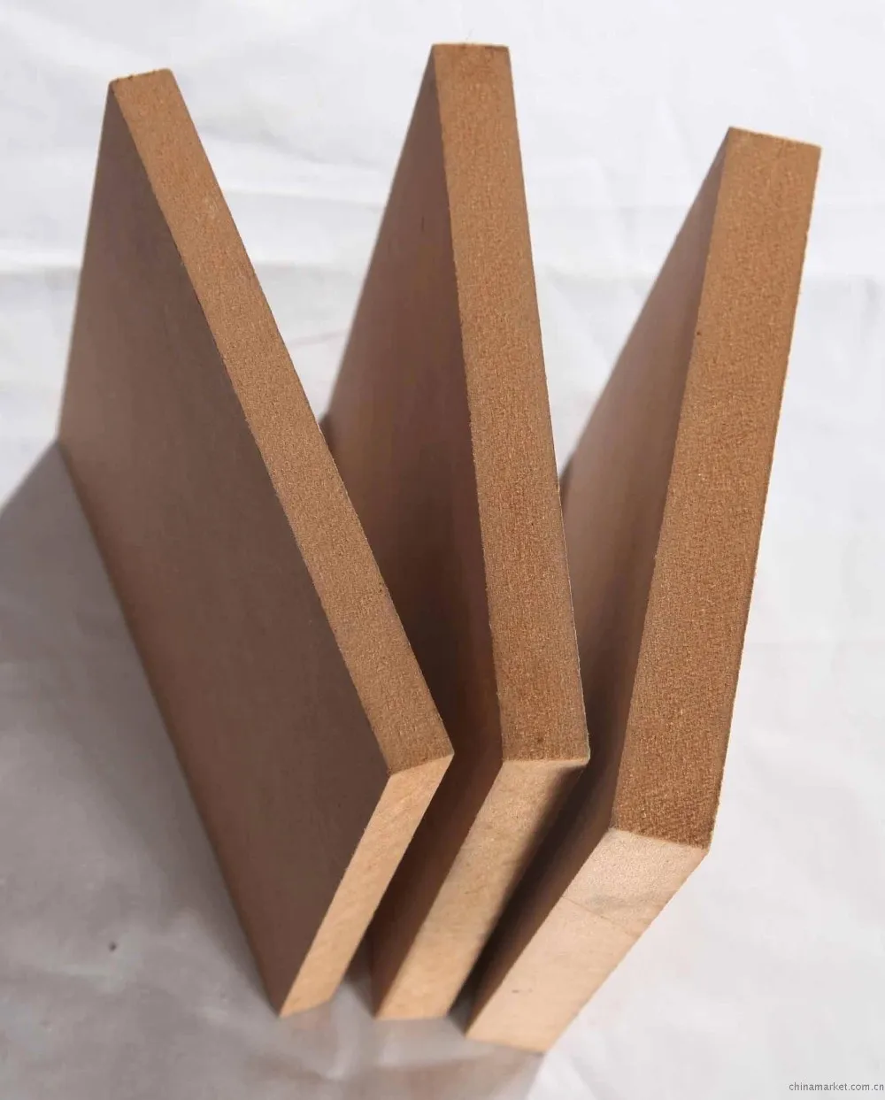 Hot Sale MDF Display Slatwall Panel Custom Colors Aluminum Strip E1 Formaldehyde Emission Standards