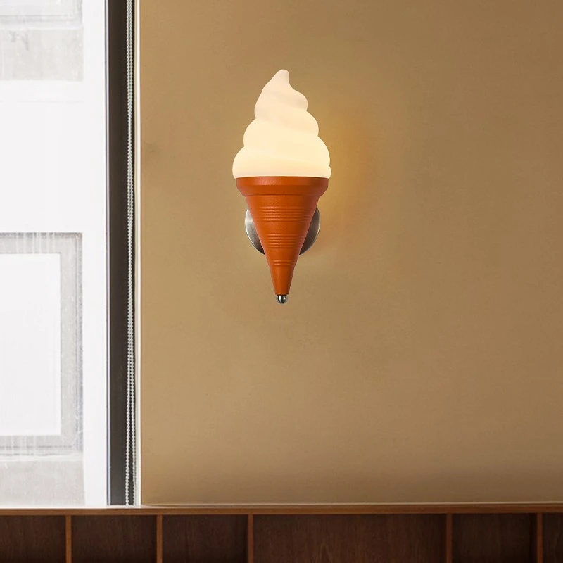 モダンな鉄製ベース LED ウォールランプ PVC アイスクリームランプシェード アート装飾 個性 リビングルーム ベッドルーム レストラン 廊下 壁掛け照明