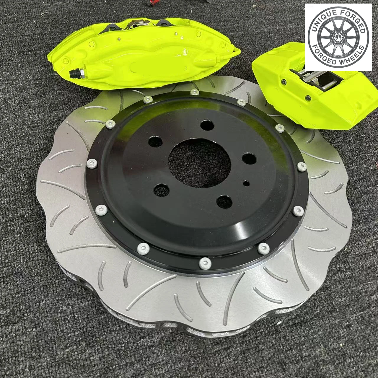 

26 Style 2025 New Custom 10 Piston Brake Caliper 420mm 4 Pot 420mm Big Brake Kit for E36 X5 Series