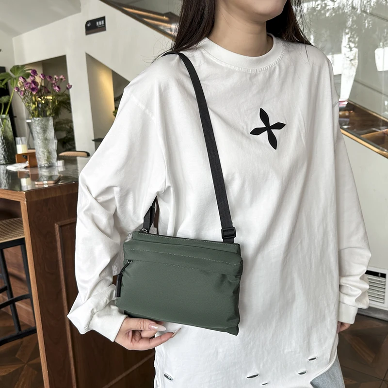 Mode Freizeit Nylon Umhängetasche Einfarbig Wasserdichte Cross-body Unisex Messenger Tasche für Männer Und Frauen – Detail 8
