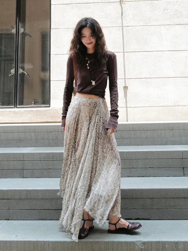 

New Autumn Casual Women's Two Piece Set High End Elegant Slim Long Sleeve T-shirt Top + A-line Printed Long Skirt Outfit