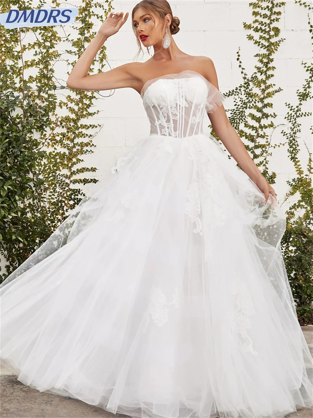 

Charming Strapless Wedding Dress 2024 Elegant Tulle Bridal Dress Graceful Applique Floor-length Dress Vestidos De Novia