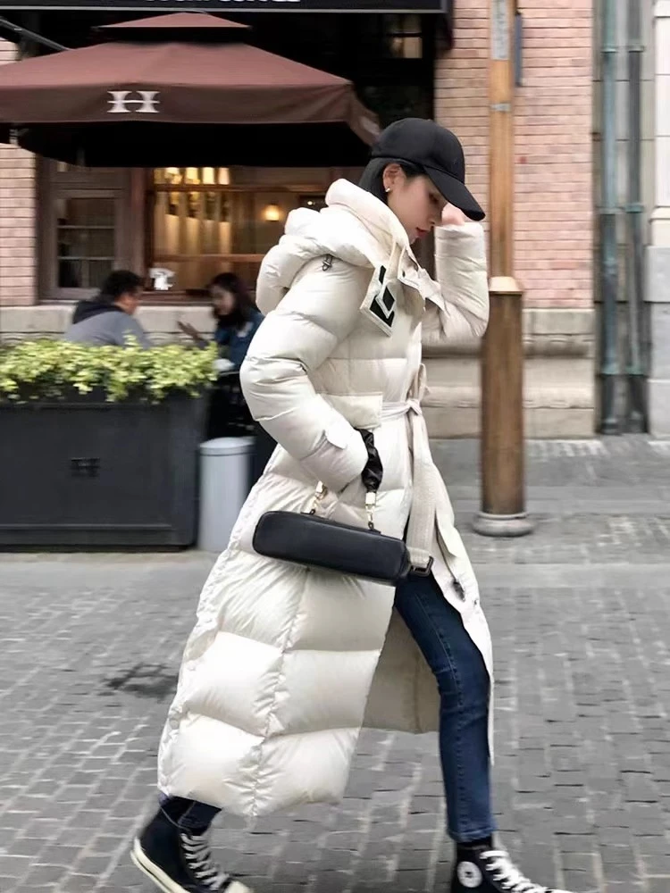 2025 New Autumn Winter Women Down Jacket 90 White Duck Down Coat Belt Detachable Hood Long Coat Thick Warm Fashion Outerwear