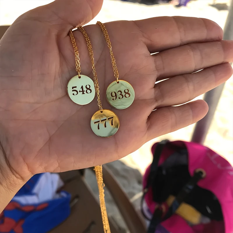 

Ожерелье с номером удачи на заказ, персонализированное полое изысканное цифровое ожерелье, ожерелье из нержавеющей стали 304L, уникальный подарок для мамы