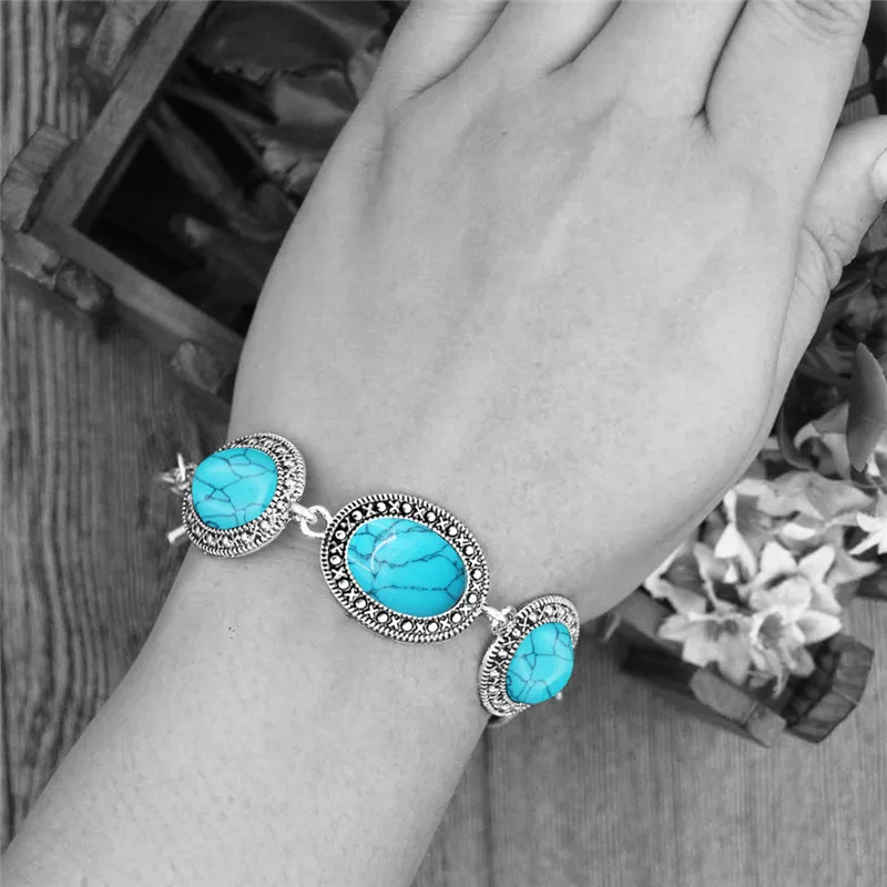 Vintage Oval Synthetic Turquoises Jewelry Sets Necklace Bracelet Earrings For Women Antique Silver Plated Jewelry XS54