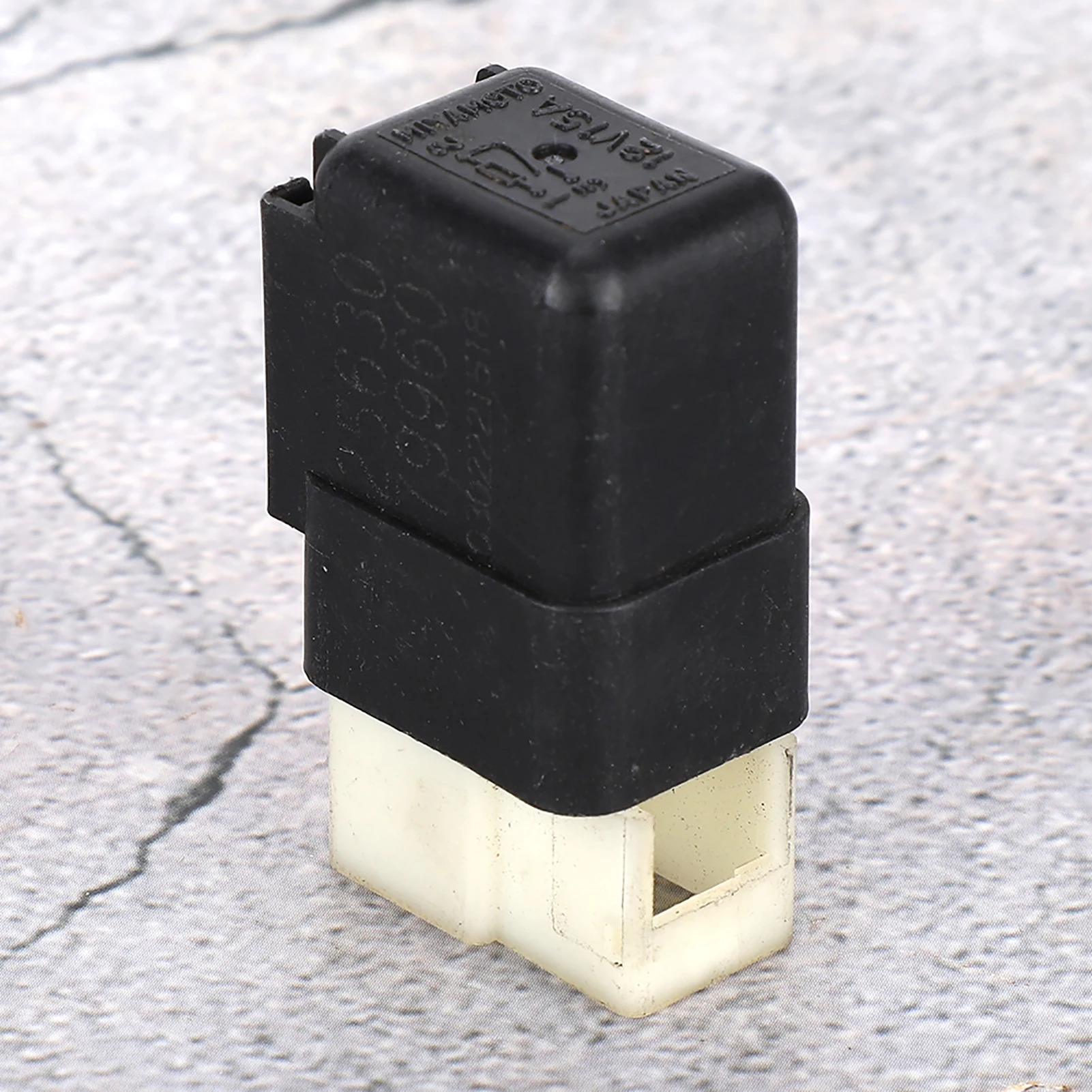 25630‐79960 Relé de bocina 25630‐79960 Apto para 200SX 240SX 300ZX 350Z 370Z Relé de bocina para reemplazo de relé