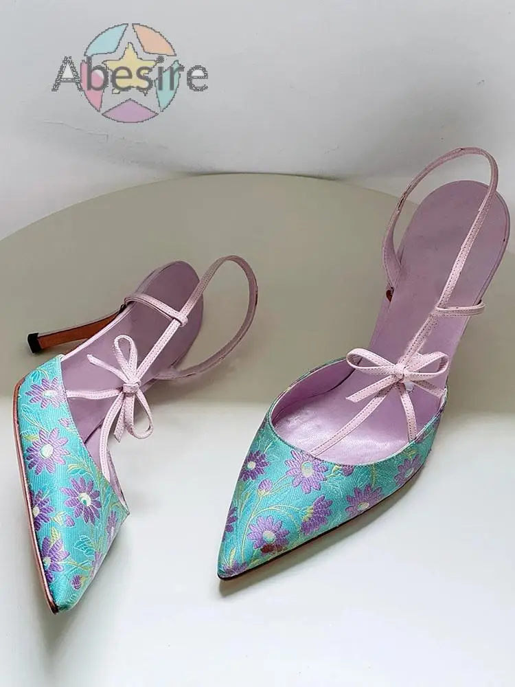 

Retro Satin Flower Embroidery Pointed High Heels for Women 2024 Summer New Color Matching Bow Sandals Dress Beauty