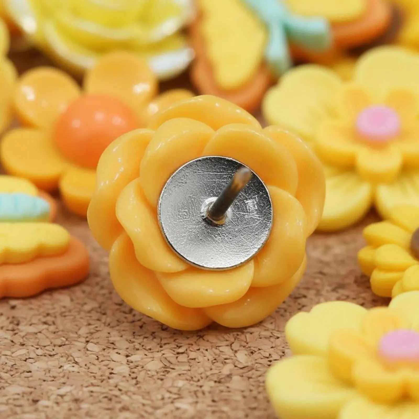 30-pieces-resin-thumbtack-set-colorful-butterfly-thumbtack-cute-design-flower-push-pin-for-students-teachers-cork-board