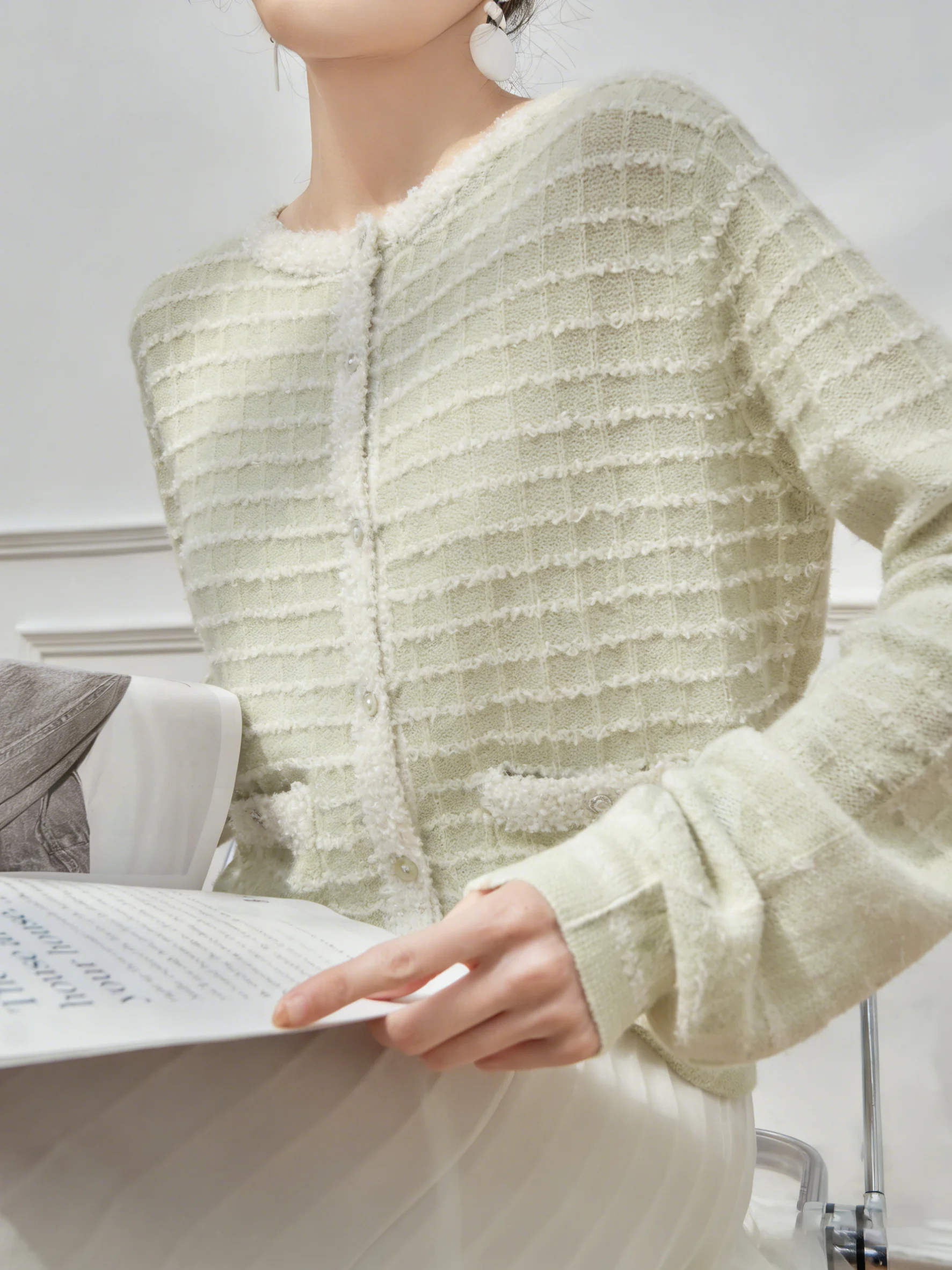 

Spring 2026 Green Knitted Cardigan Women's Fashion Classy round Neck Plaid Korean Style Long Sleeve Polyester Blend Regular Fit