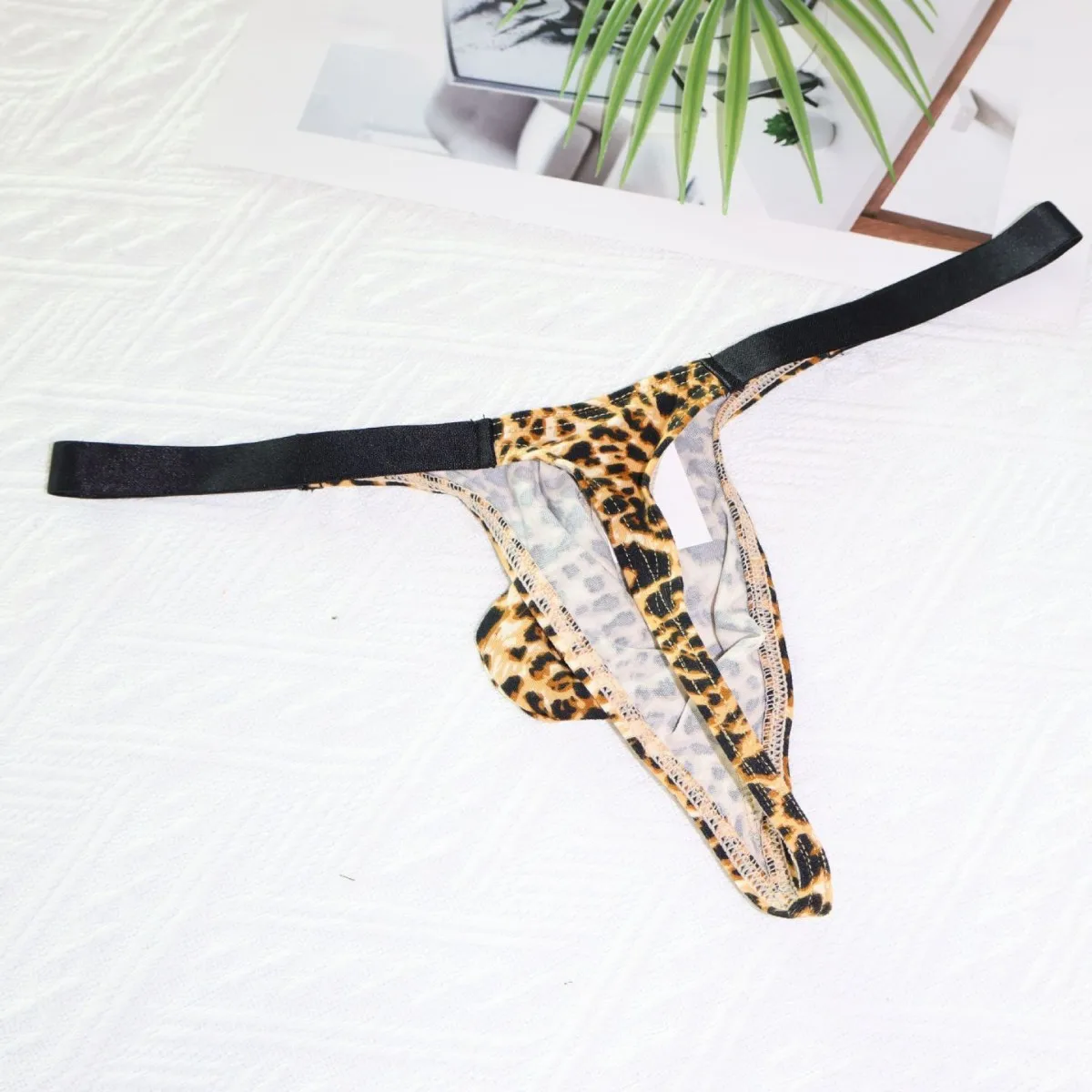 الرجال مثير U محدب الحقيبة ثونغ ليوبارد/التمويه مثليون جنسيا المثيرة T الظهر الملابس الداخلية مطاطا الرياضة سراويل التجفيف السريع بيكيني موجز #2
